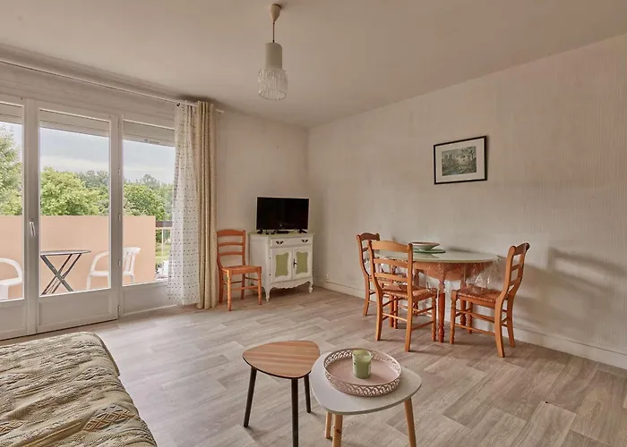 T2 Avec Balcons à Barbotan, Idéal Pour 2 Personnes - Fr-1-841-49